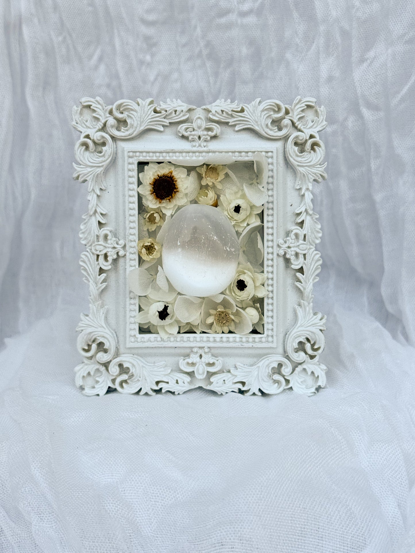 Floral Frame - Selenite