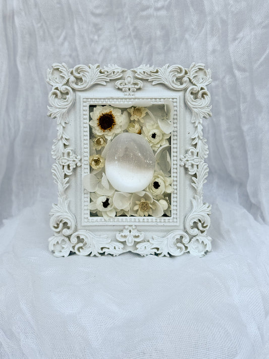 Floral Frame - Selenite