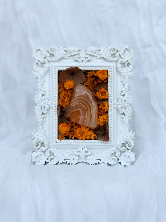 Floral Frame - Agate