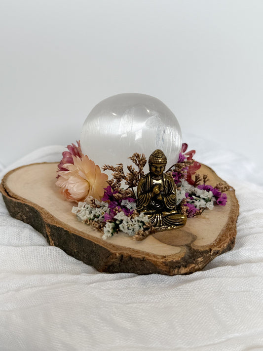 Open Dome - Selenite